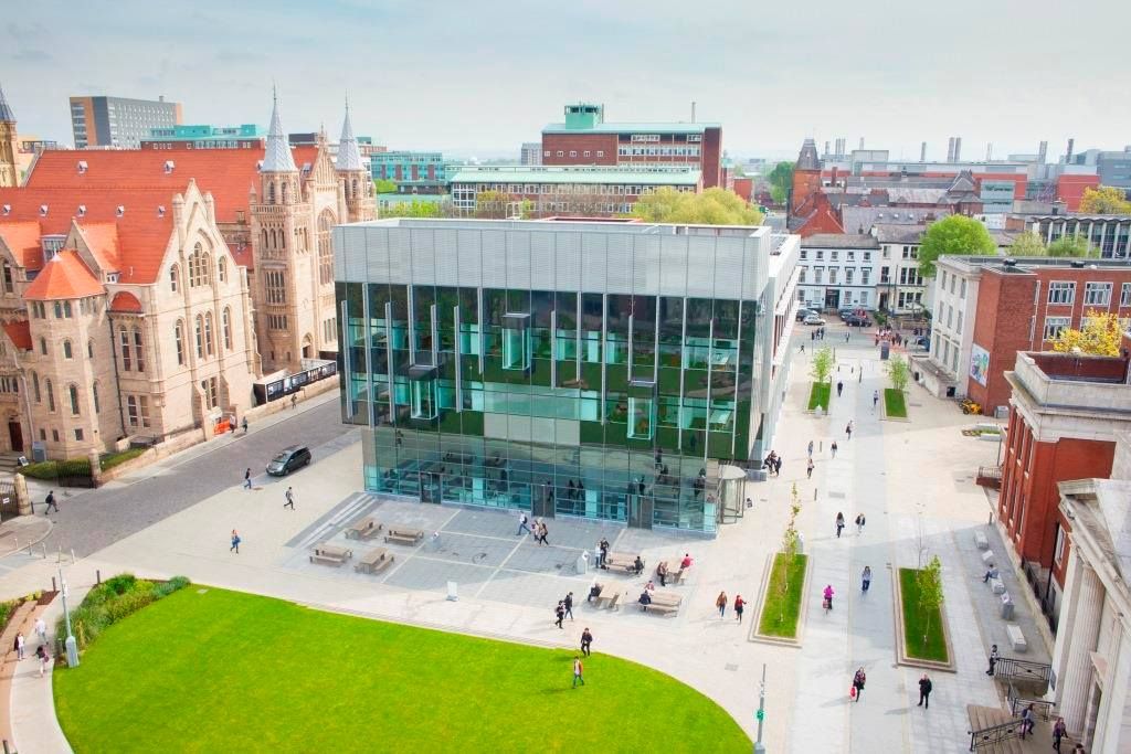 Apa Saja Program Yang ditawarkan Universitas Manchester
