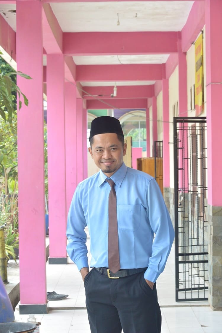 Adi Irawan M.Pd.Gr.